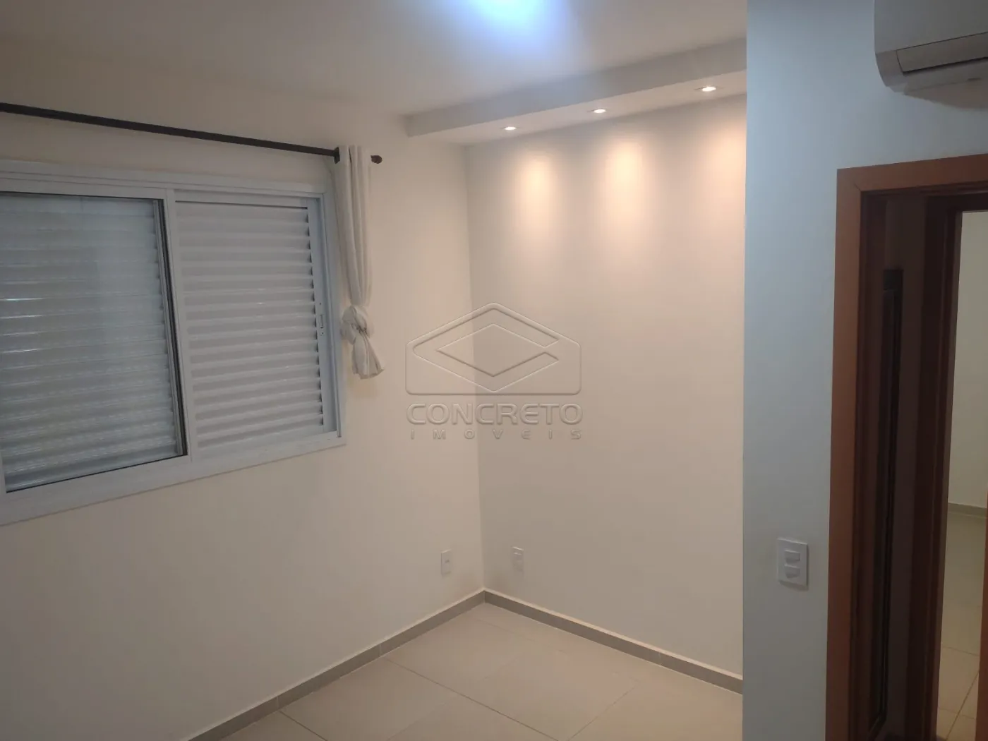 Alugar Apartamento / Padr&atilde;o em Len&ccedil;&oacute;is Paulista R$ 2.250,00 - Foto 1