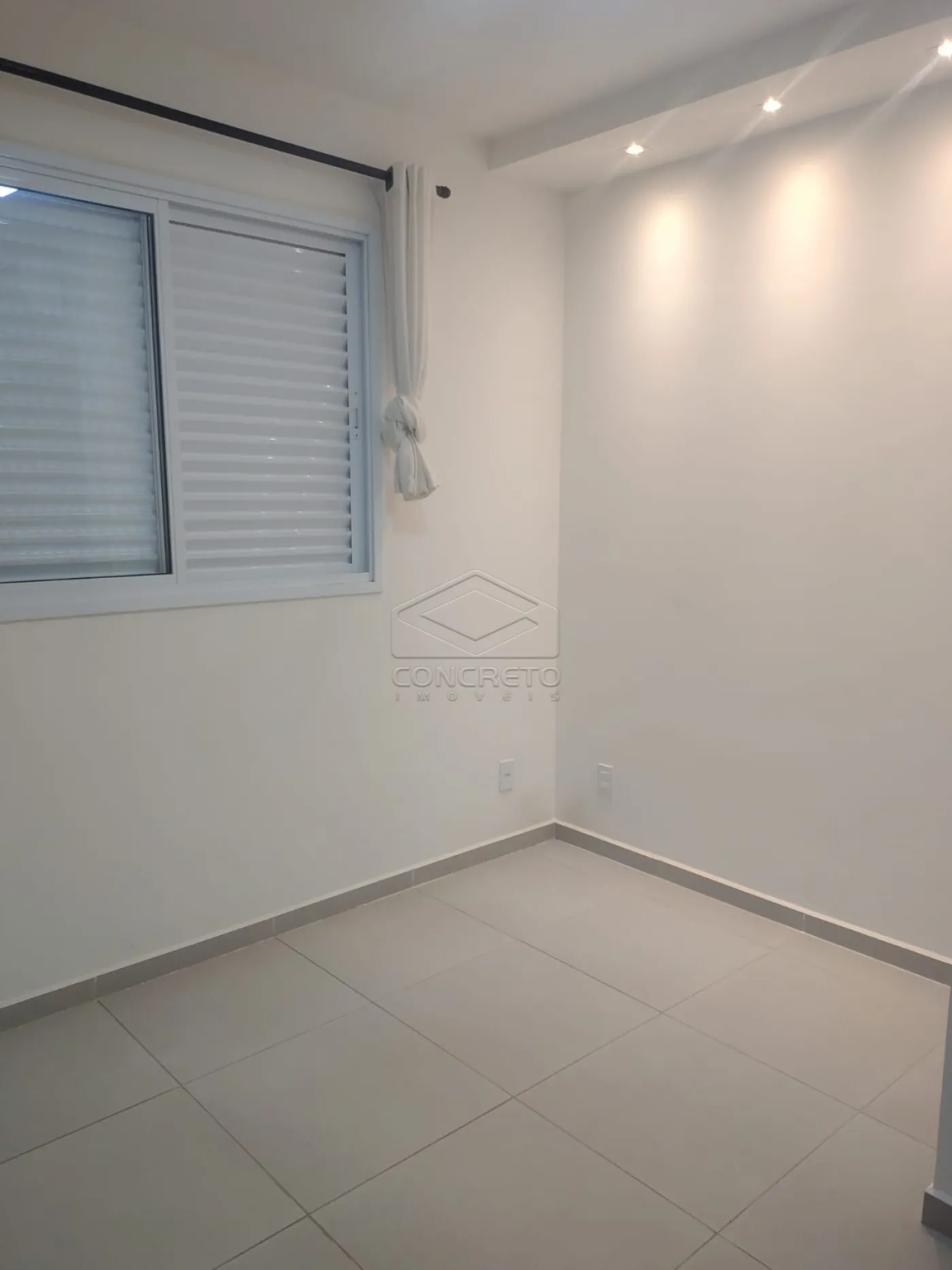 Alugar Apartamento / Padr&atilde;o em Len&ccedil;&oacute;is Paulista R$ 2.250,00 - Foto 6