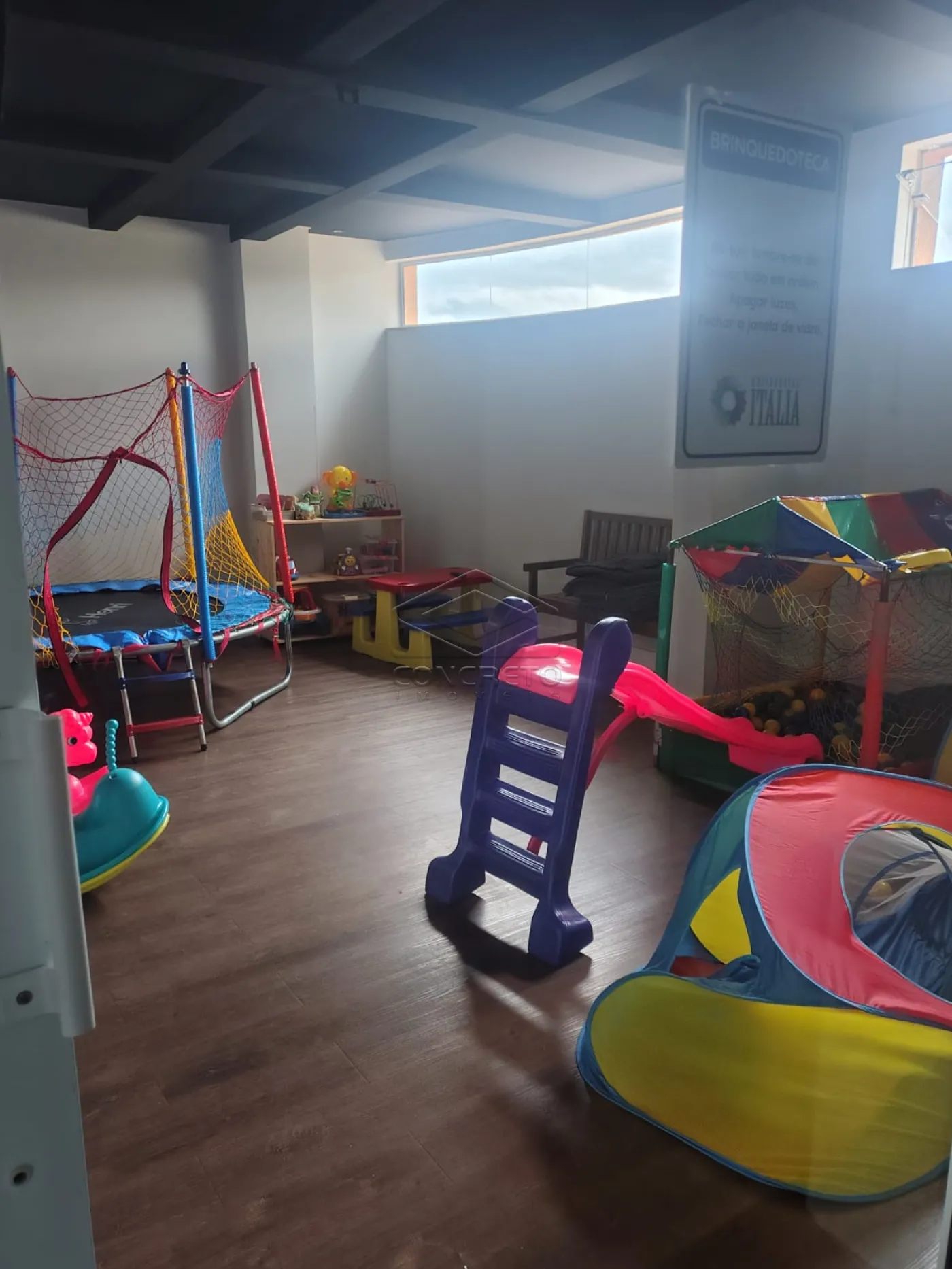 Alugar Apartamento / Padr&atilde;o em Len&ccedil;&oacute;is Paulista R$ 2.250,00 - Foto 36