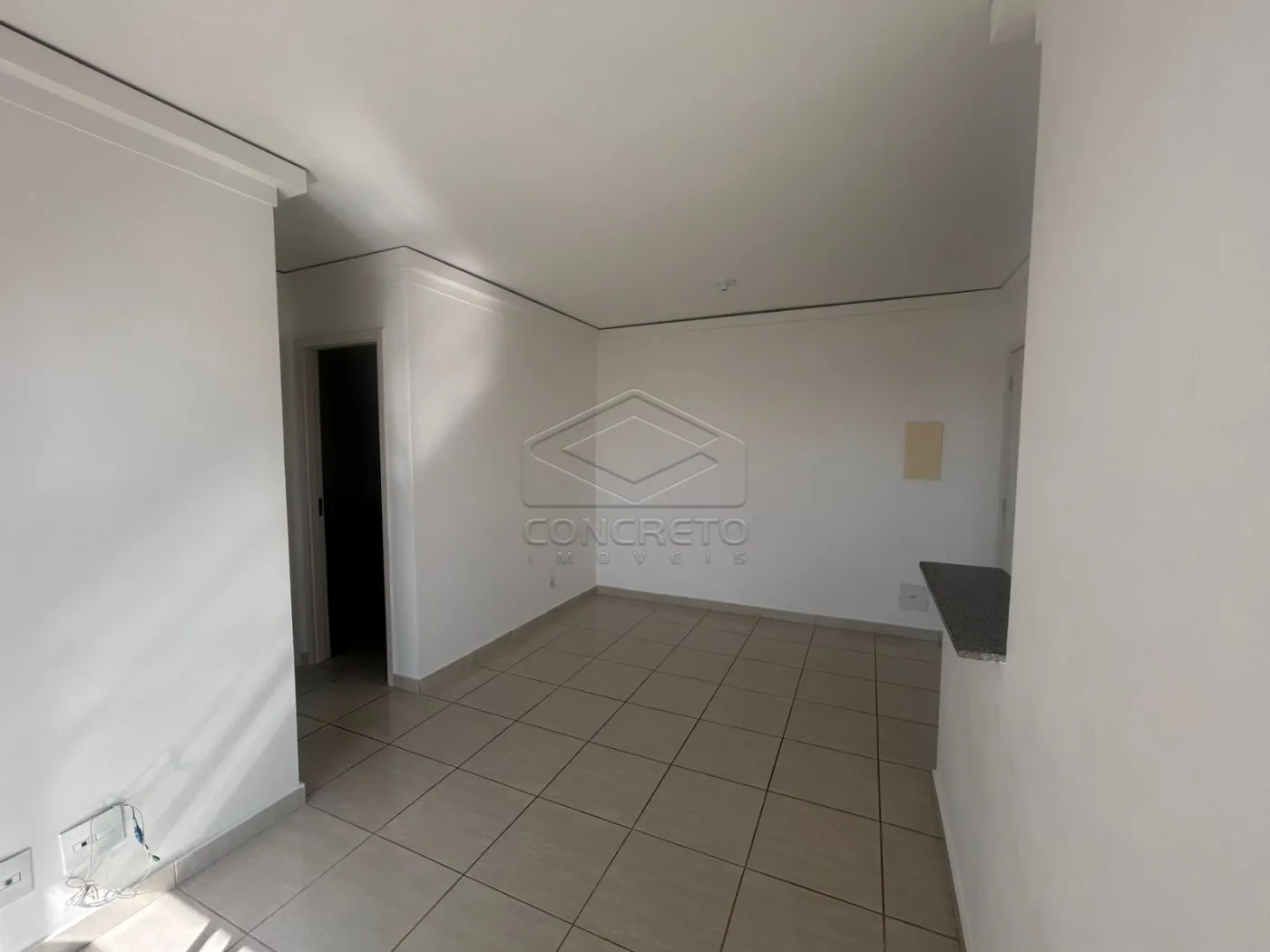 Comprar Apartamento / Padr&atilde;o em Len&ccedil;&oacute;is Paulista R$ 240.000,00 - Foto 2
