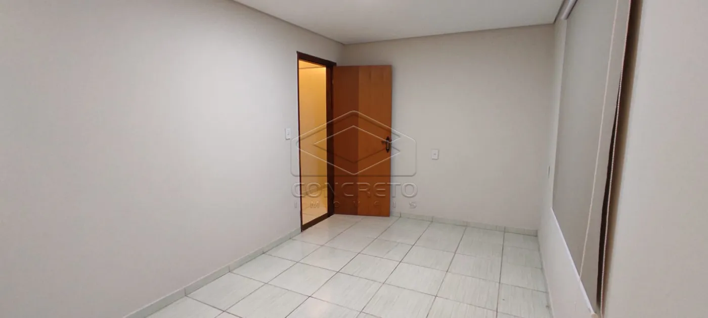 Alugar Casa / Padr&atilde;o em Bauru R$ 1.550,00 - Foto 6