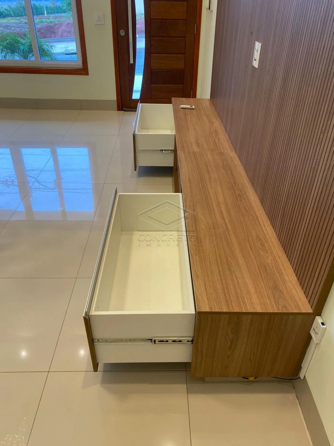Alugar Casa / Padr&atilde;o em Len&ccedil;&oacute;is Paulista R$ 5.900,00 - Foto 4