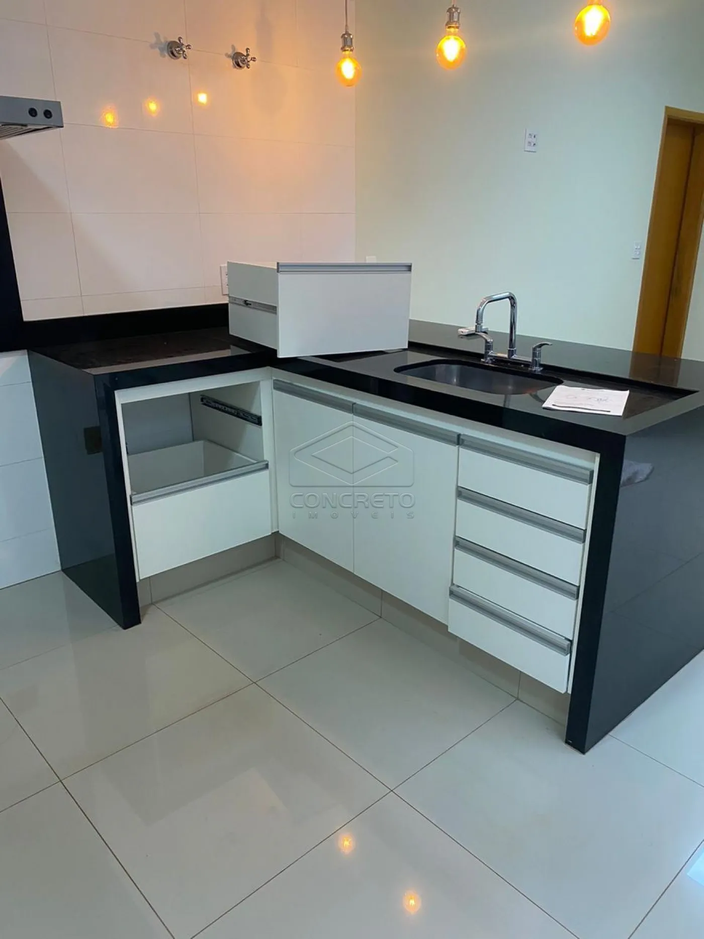 Alugar Casa / Padr&atilde;o em Len&ccedil;&oacute;is Paulista R$ 5.900,00 - Foto 8