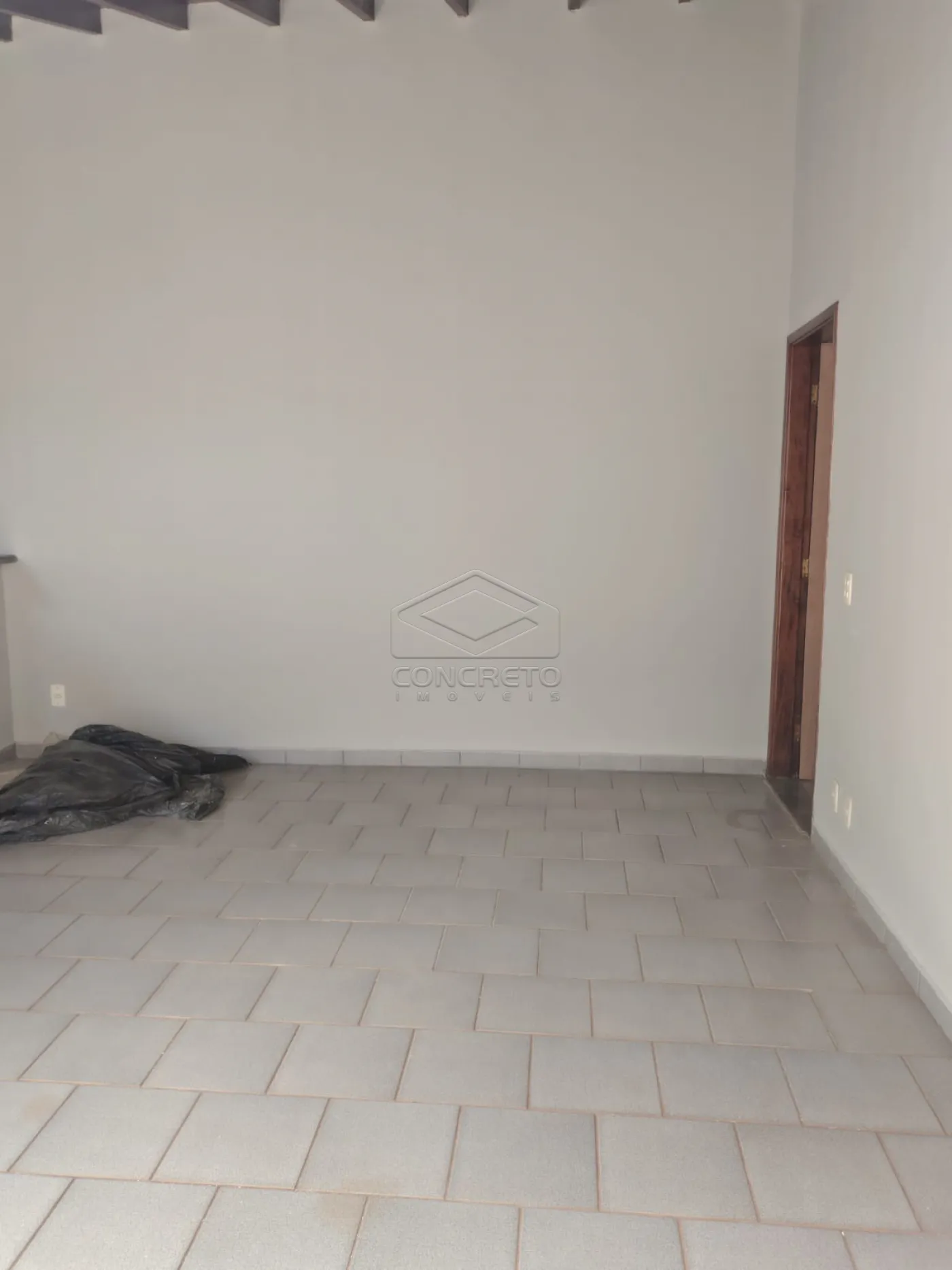 Alugar Casa / Padr&atilde;o em Len&ccedil;&oacute;is Paulista R$ 3.000,00 - Foto 15