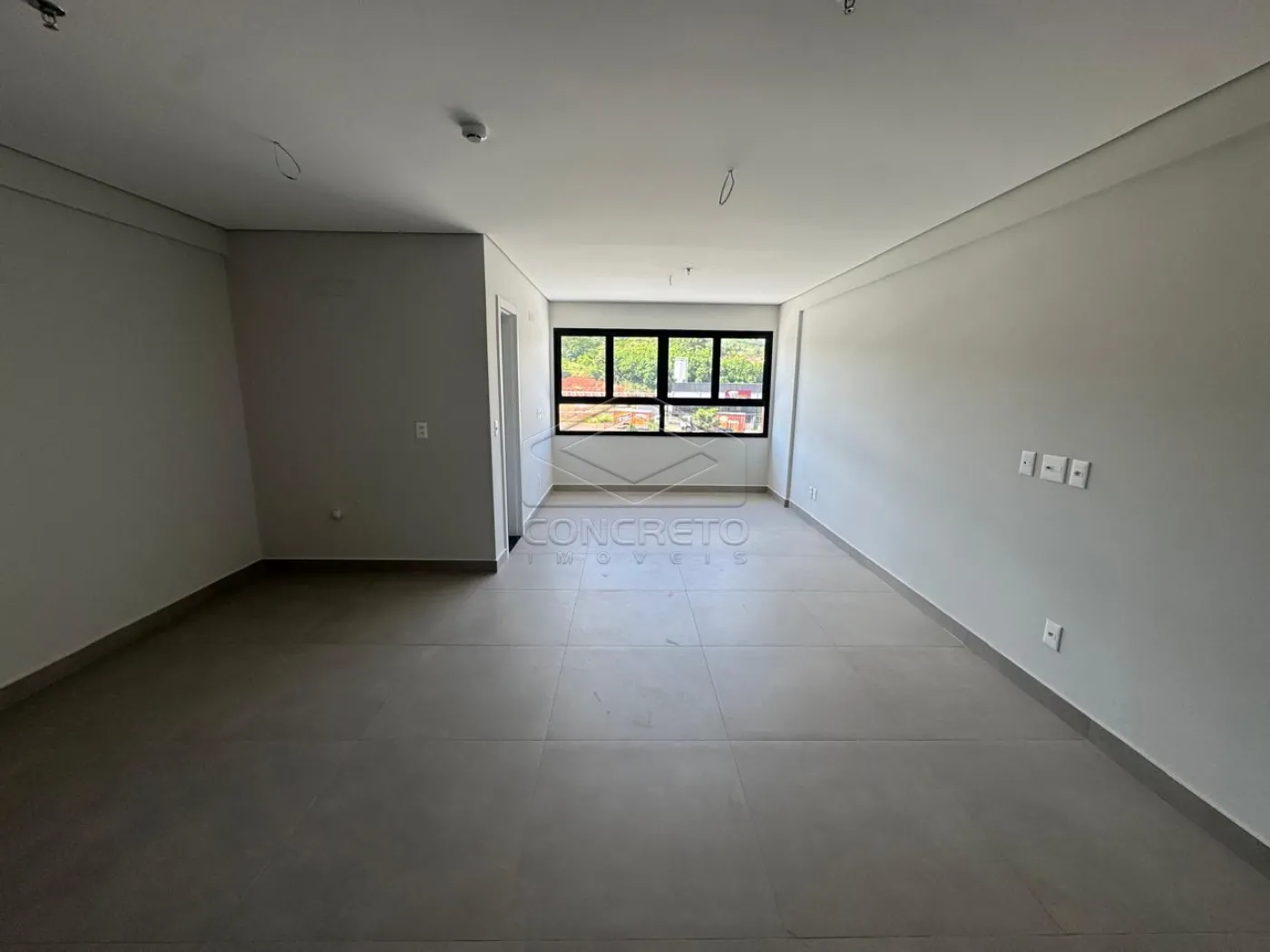 Comprar Comercial / Sala em Ja&uacute; R$ 440.000,00 - Foto 1