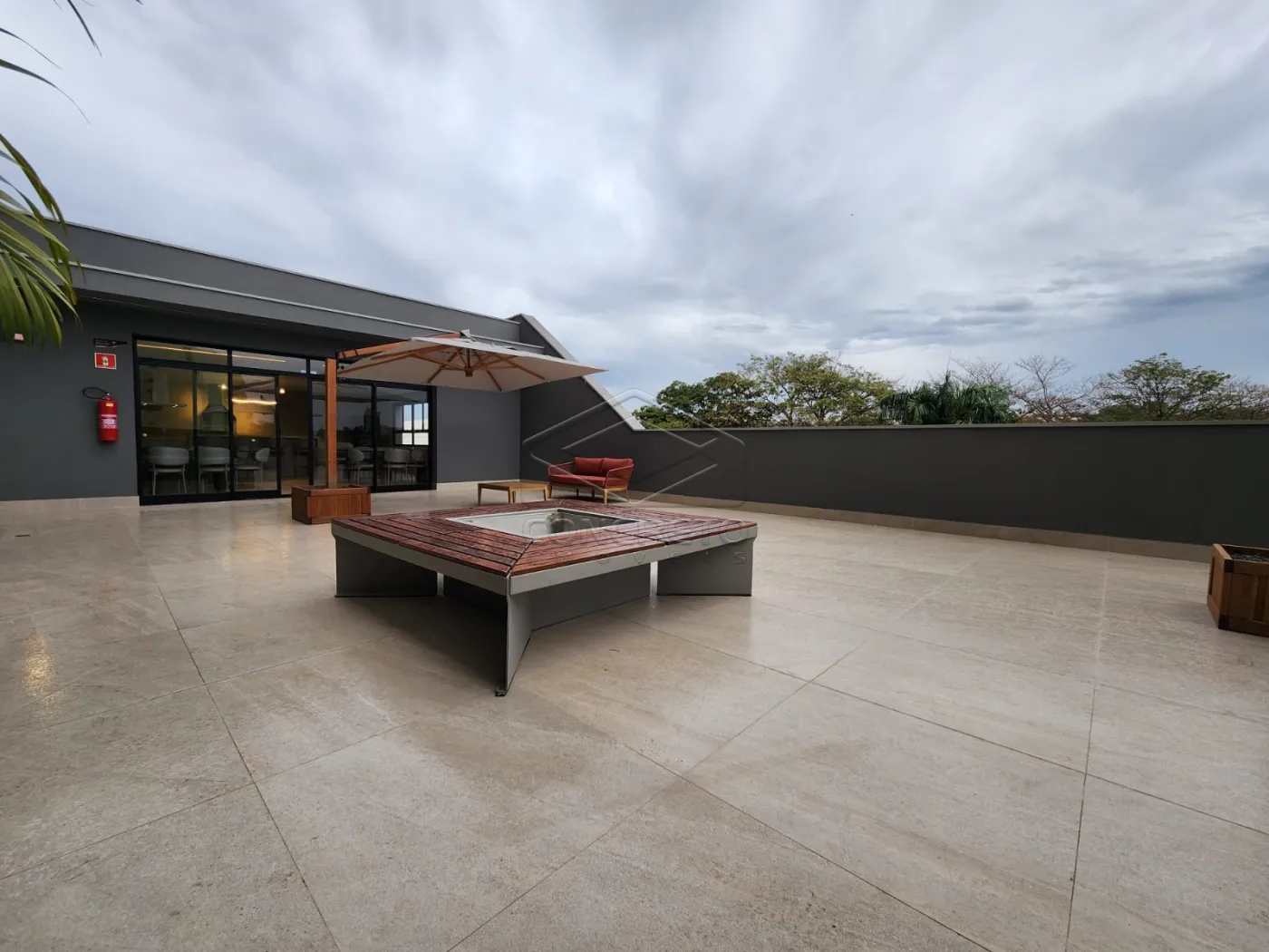 Alugar Comercial / Sala em Ja&uacute; R$ 2.400,00 - Foto 9