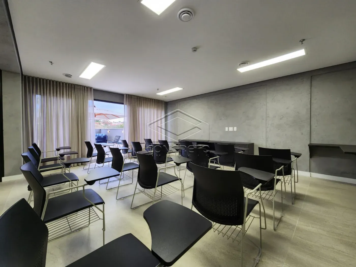 Alugar Comercial / Sala em Ja&uacute; R$ 2.500,00 - Foto 7