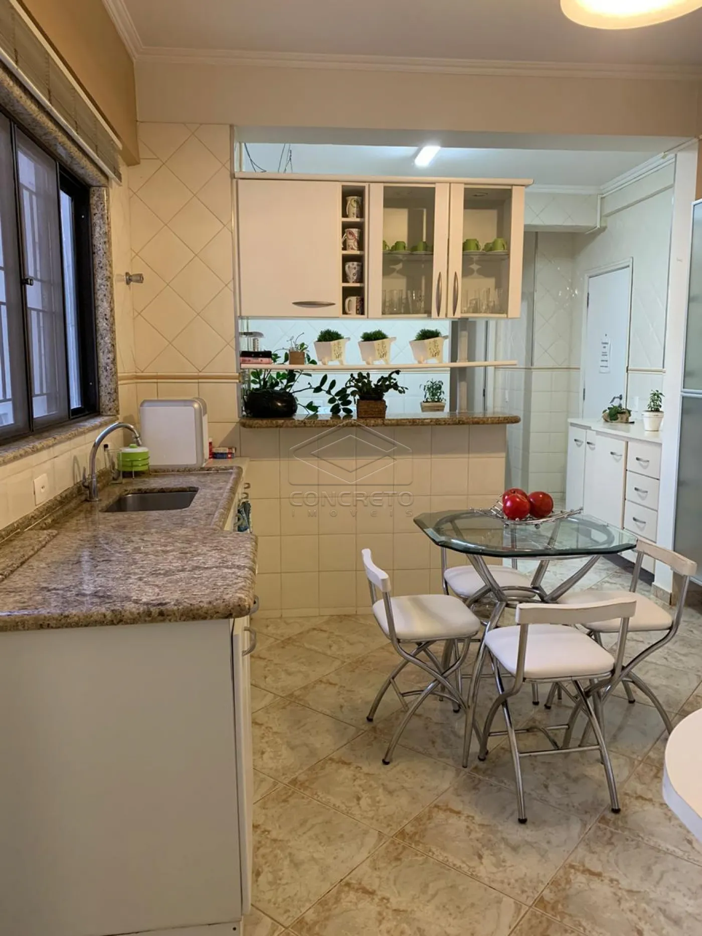 Alugar Apartamento / Padr&atilde;o em Len&ccedil;&oacute;is Paulista R$ 1.700,00 - Foto 11