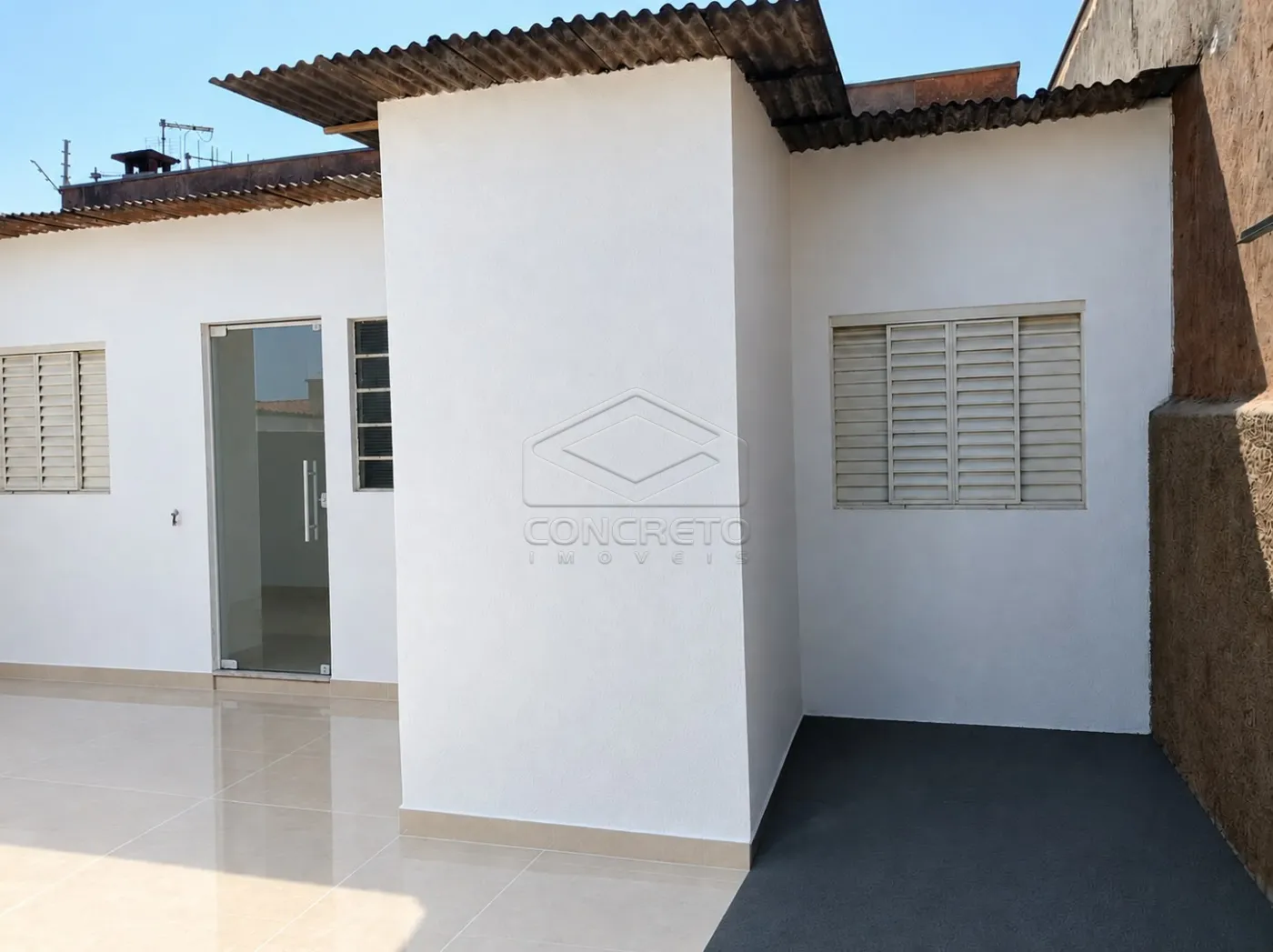 Alugar Casa / Padr&atilde;o em Len&ccedil;&oacute;is Paulista R$ 3.000,00 - Foto 4