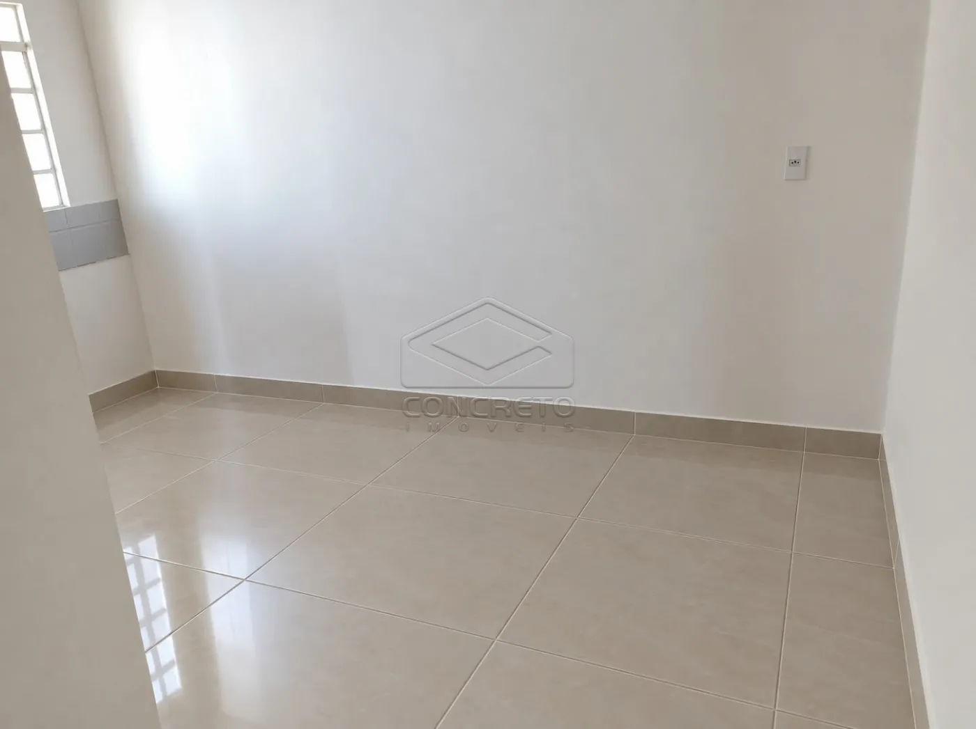 Alugar Casa / Padr&atilde;o em Len&ccedil;&oacute;is Paulista R$ 3.000,00 - Foto 6