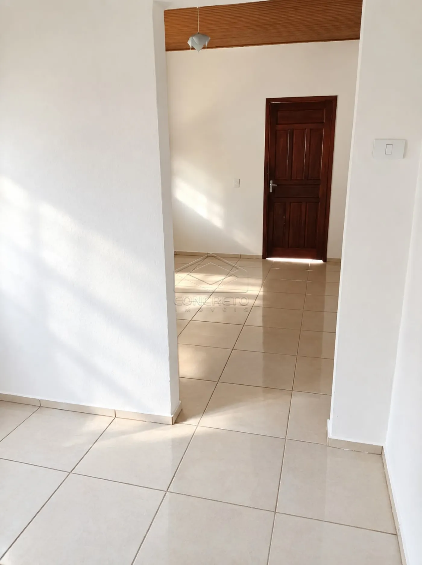 Alugar Casa / Padr&atilde;o em Len&ccedil;&oacute;is Paulista R$ 3.000,00 - Foto 13
