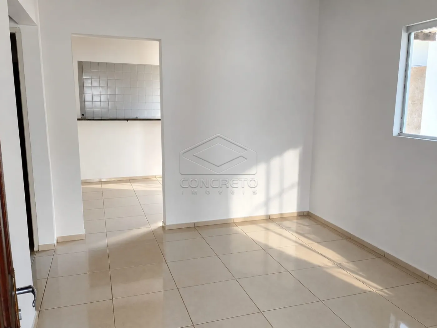 Alugar Casa / Padr&atilde;o em Len&ccedil;&oacute;is Paulista R$ 3.000,00 - Foto 17