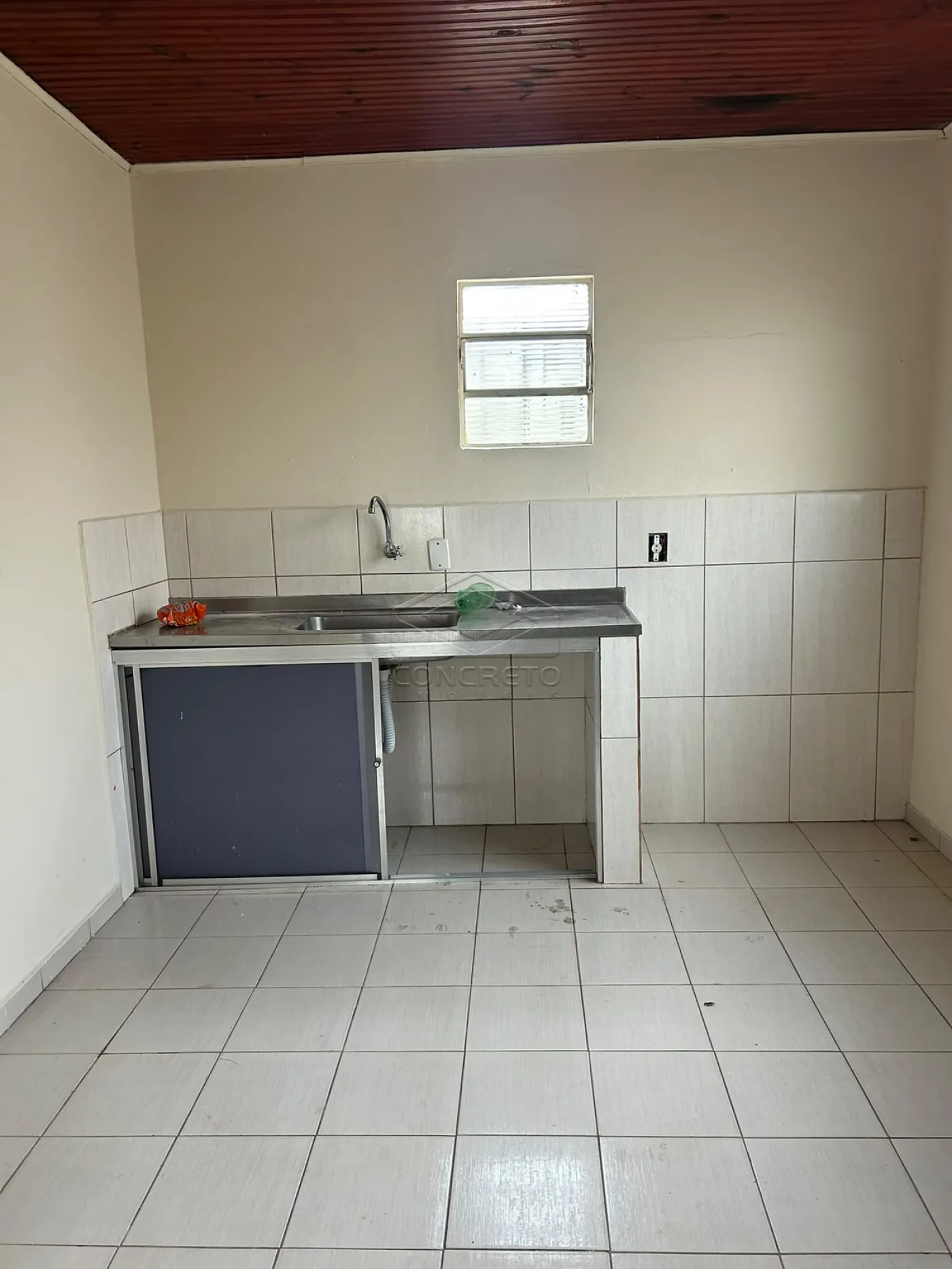 Alugar Casa / Padr&atilde;o em Len&ccedil;&oacute;is Paulista R$ 1.500,00 - Foto 9