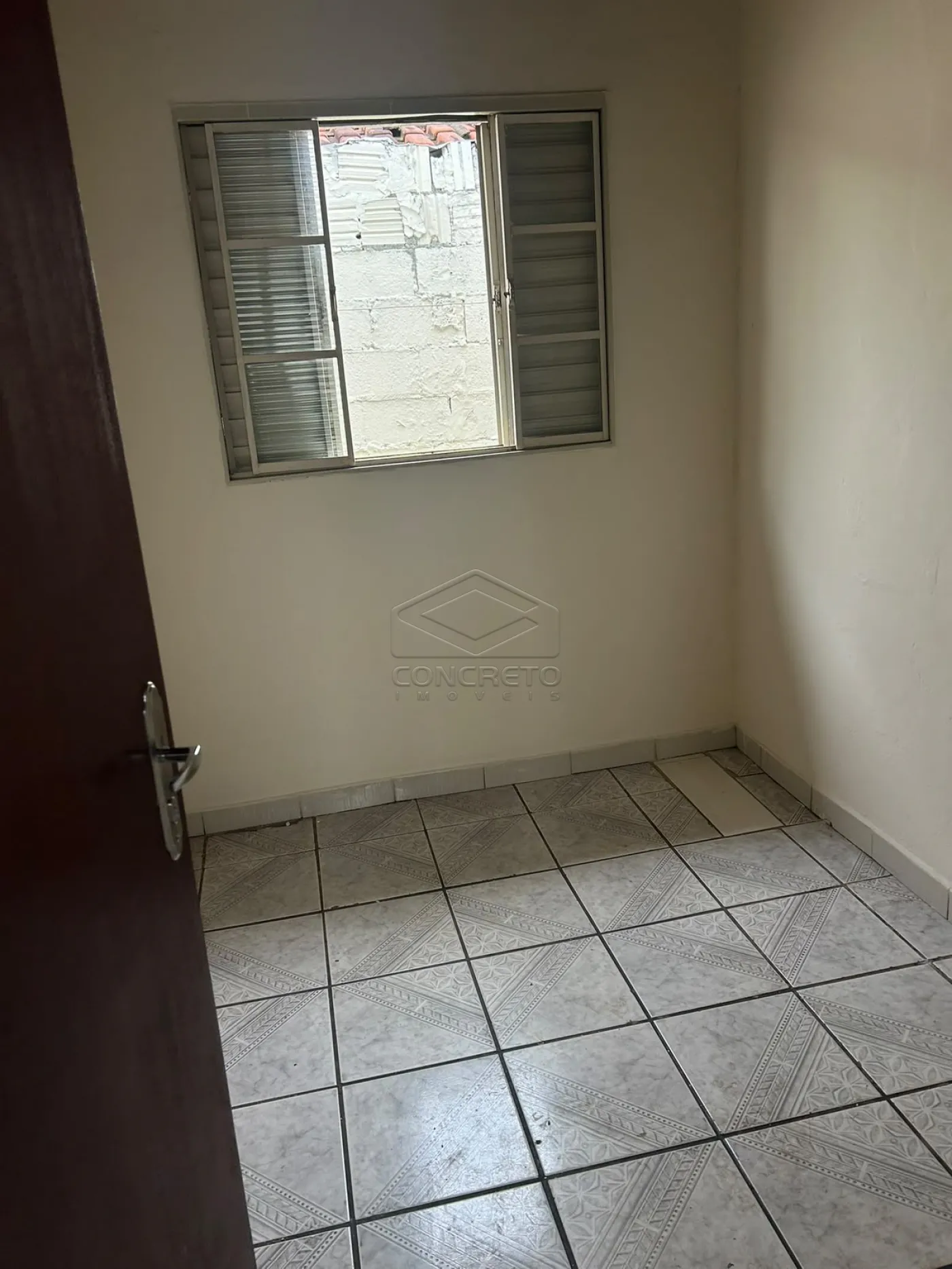 Alugar Casa / Padr&atilde;o em Len&ccedil;&oacute;is Paulista R$ 1.500,00 - Foto 13