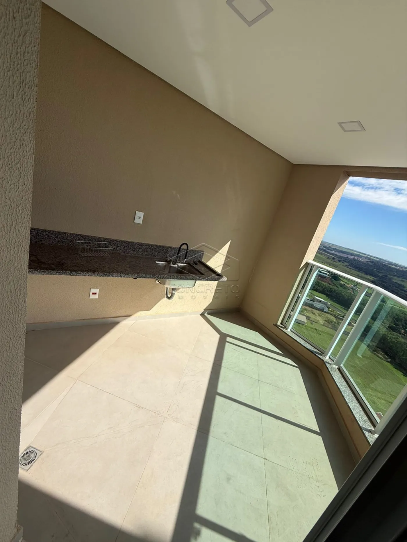Alugar Apartamento / Padr&atilde;o em Len&ccedil;&oacute;is Paulista R$ 4.000,00 - Foto 2