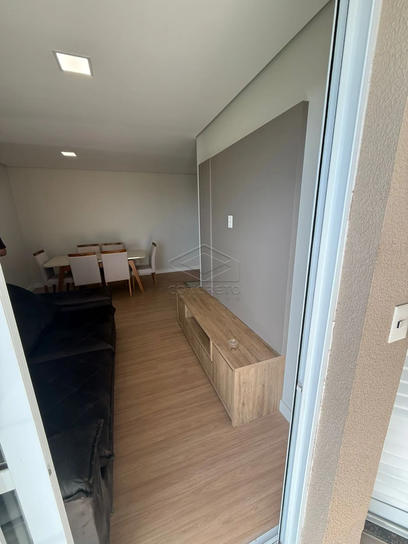 Alugar Apartamento / Padr&atilde;o em Len&ccedil;&oacute;is Paulista R$ 4.000,00 - Foto 3