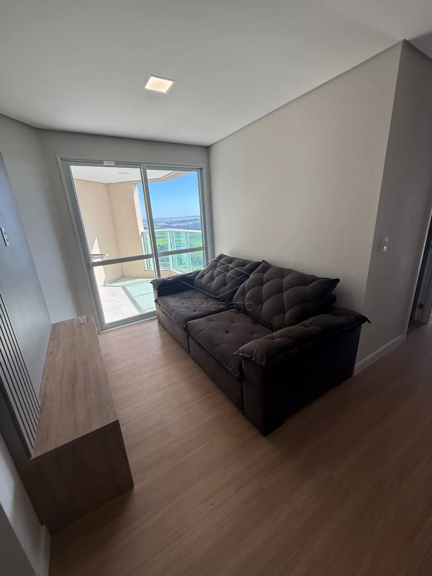 Alugar Apartamento / Padr&atilde;o em Len&ccedil;&oacute;is Paulista R$ 4.000,00 - Foto 5