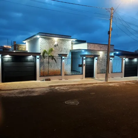Botucatu Jardim Regina Casa Venda R$1.280.000,00 4 Dormitorios 2 Vagas Area construida 270.00m2