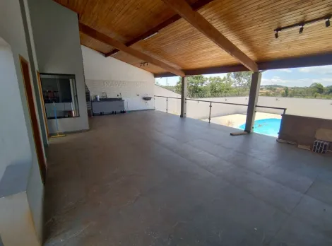 Botucatu Recanto Arvore Grande rural Locacao R$ 3.000,00 2 Dormitorios 3 Vagas Area do terreno 463.00m2 