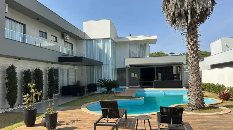 Botucatu Distrito Industrial III Casa Venda R$3.750.000,00 Condominio R$1.100,00 3 Dormitorios 4 Vagas Area do terreno 1000.00m2 Area construida 410.00m2