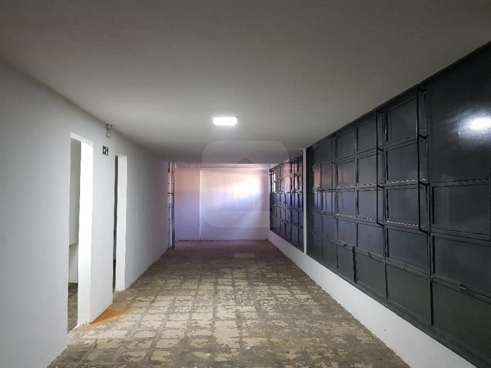 Alugar Comercial / Loja em Uberl&acirc;ndia R$ 62.000,00 - Foto 16