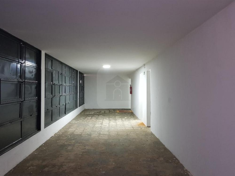Alugar Comercial / Loja em Uberl&acirc;ndia R$ 62.000,00 - Foto 17