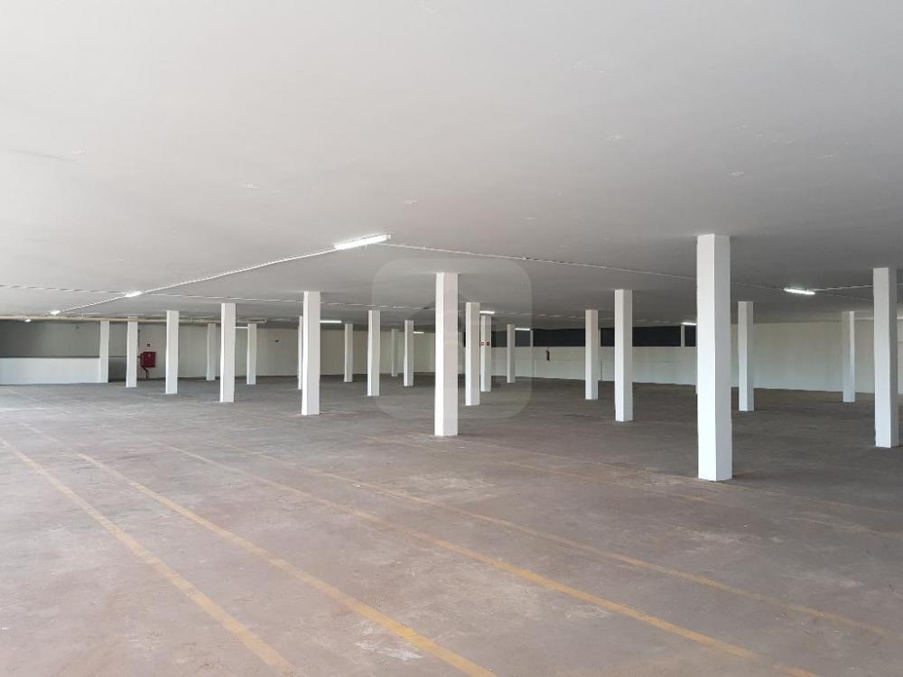 Alugar Comercial / Loja em Uberl&acirc;ndia R$ 62.000,00 - Foto 24