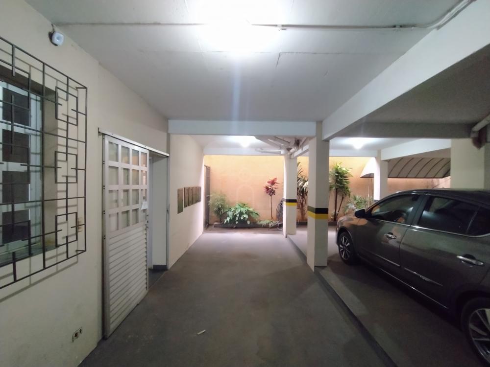 Alugar Apartamento / Padr&atilde;o em Uberl&acirc;ndia R$ 1.500,00 - Foto 22