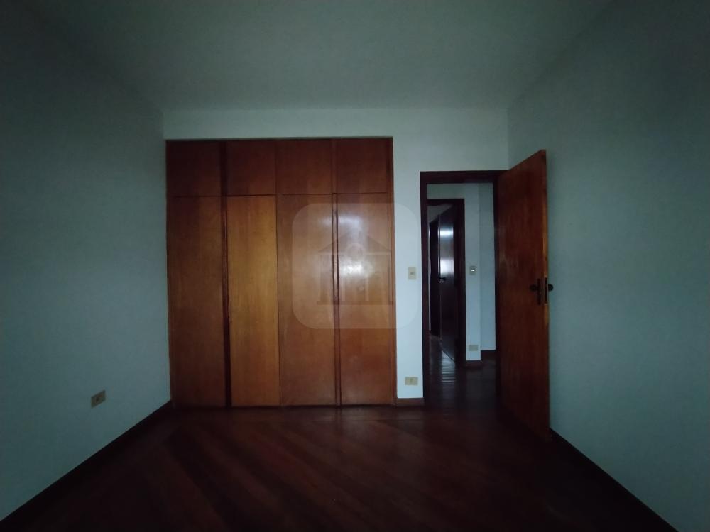 Alugar Apartamento / Padr&atilde;o em Uberl&acirc;ndia R$ 1.500,00 - Foto 15