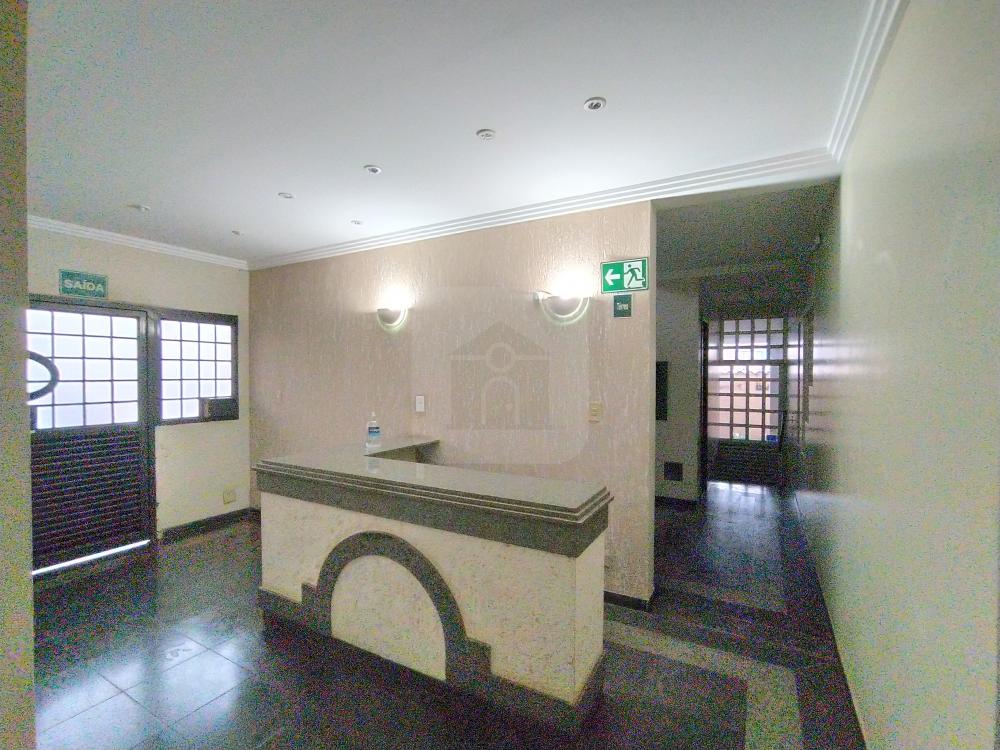 Alugar Apartamento / Padr&atilde;o em Uberl&acirc;ndia R$ 1.500,00 - Foto 3