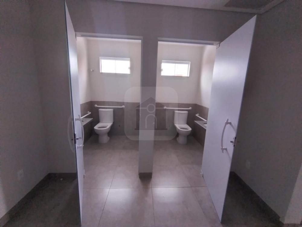 Alugar Comercial / Loja em Uberl&acirc;ndia R$ 850,00 - Foto 2