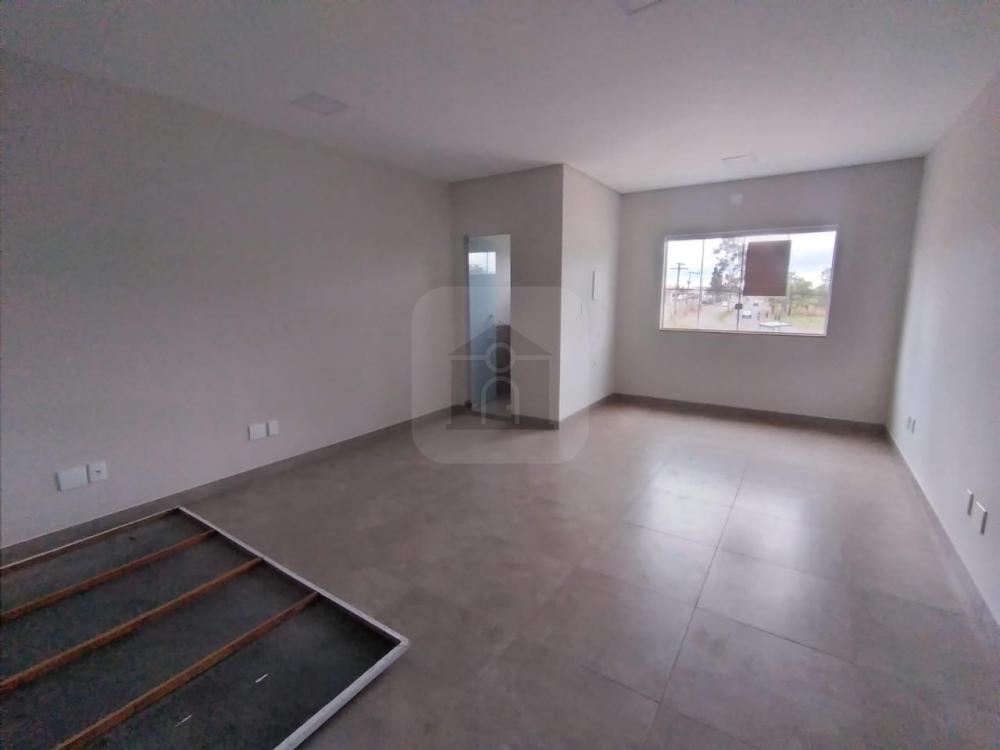 Alugar Comercial / Loja em Uberl&acirc;ndia R$ 850,00 - Foto 9