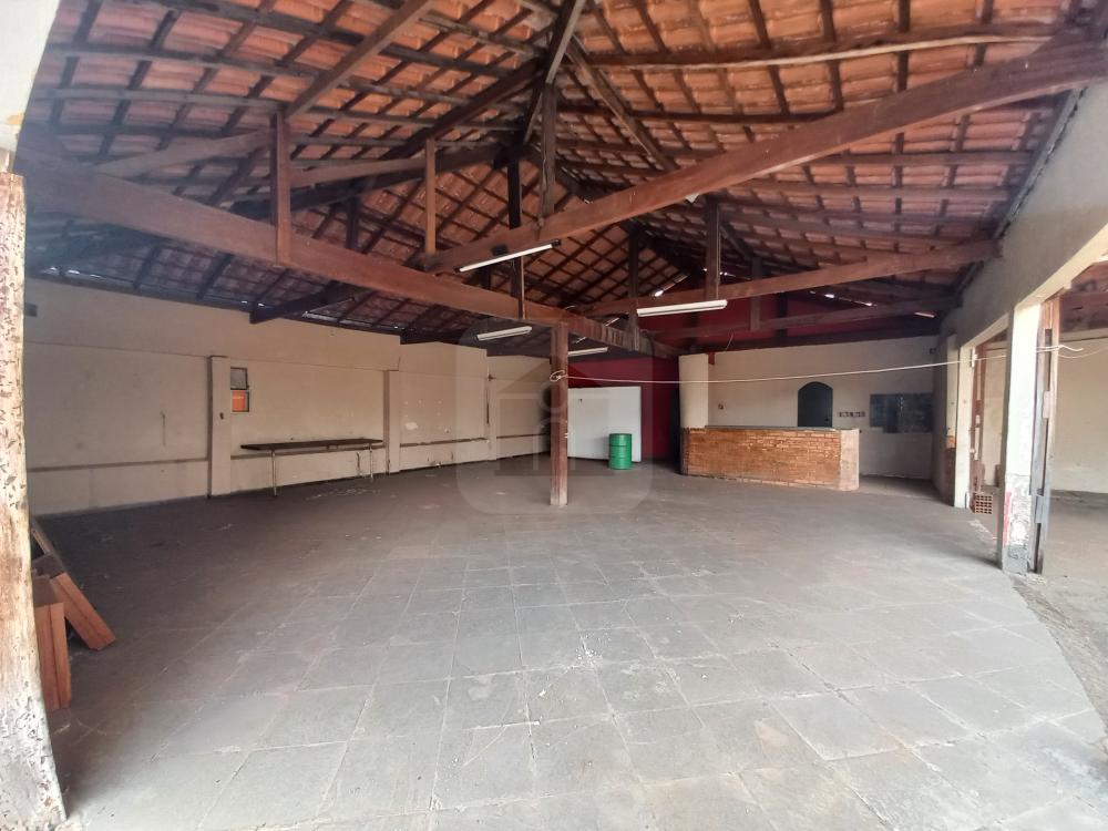 Alugar Comercial / Barrac&atilde;o em Uberl&acirc;ndia R$ 4.000,00 - Foto 2