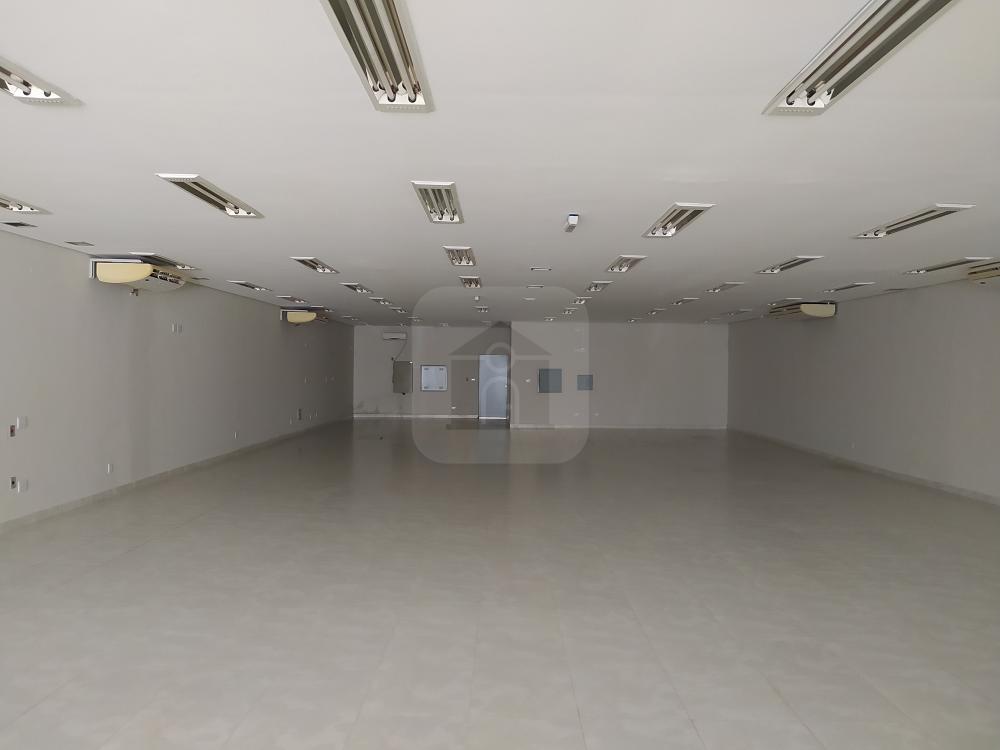 Alugar Comercial / Loja em Uberl&acirc;ndia R$ 24.000,00 - Foto 2