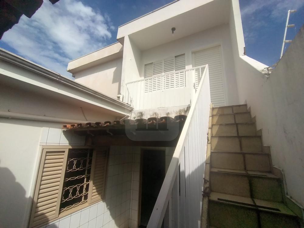 Alugar Casa / Padr&atilde;o em Uberl&acirc;ndia R$ 1.700,00 - Foto 14