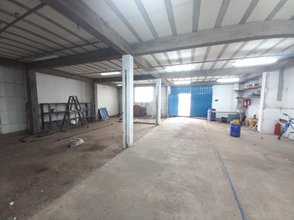 Alugar Comercial / Galp&atilde;o em Uberl&acirc;ndia R$ 4.500,00 - Foto 2