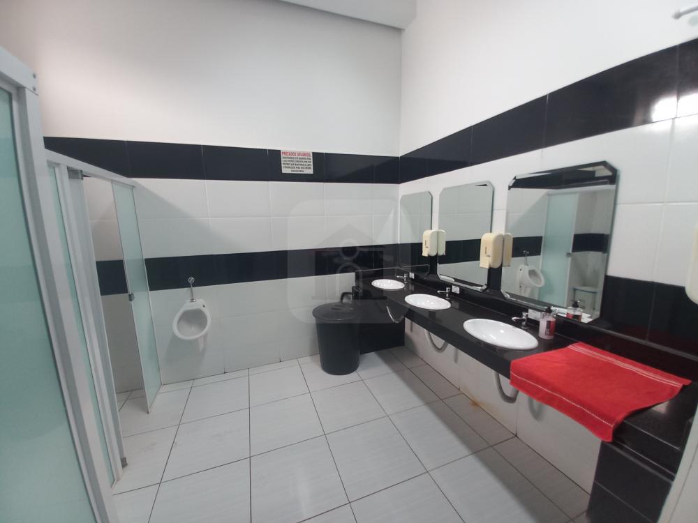 Alugar Comercial / Sobreloja em Uberl&acirc;ndia R$ 10.500,00 - Foto 7