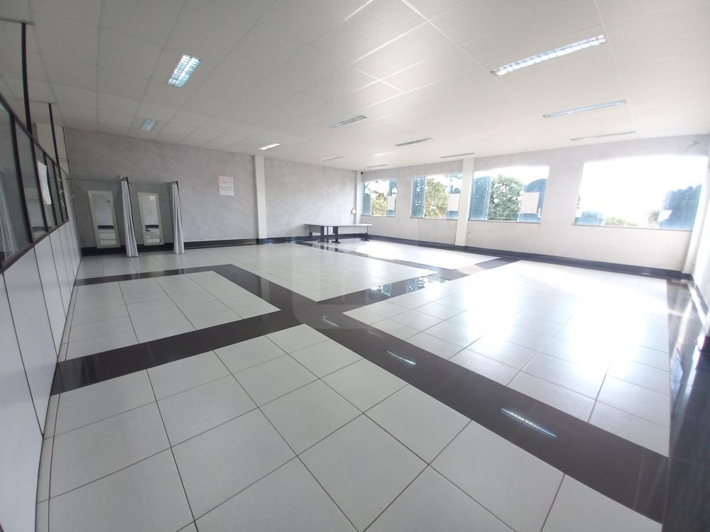 Alugar Comercial / Sobreloja em Uberl&acirc;ndia R$ 10.500,00 - Foto 2