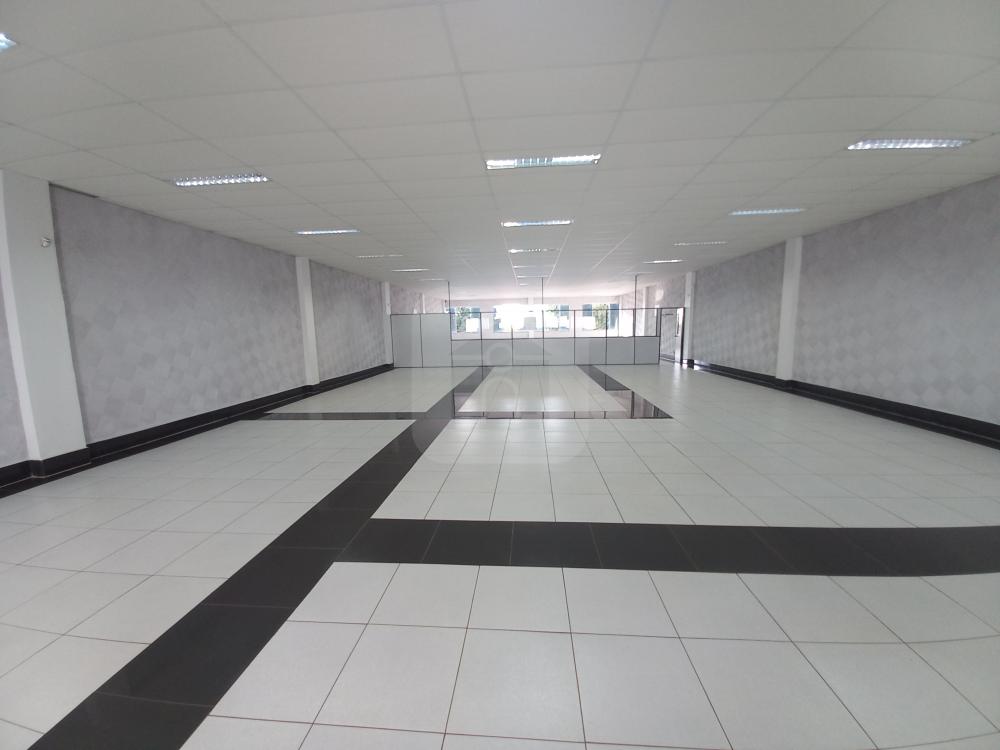 Alugar Comercial / Sobreloja em Uberl&acirc;ndia R$ 10.500,00 - Foto 3