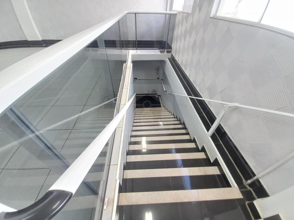 Alugar Comercial / Sobreloja em Uberl&acirc;ndia R$ 10.500,00 - Foto 5