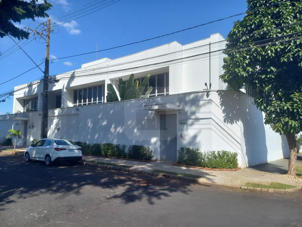 Alugar Comercial / Sala Comercial em Uberl&acirc;ndia R$ 12.000,00 - Foto 1