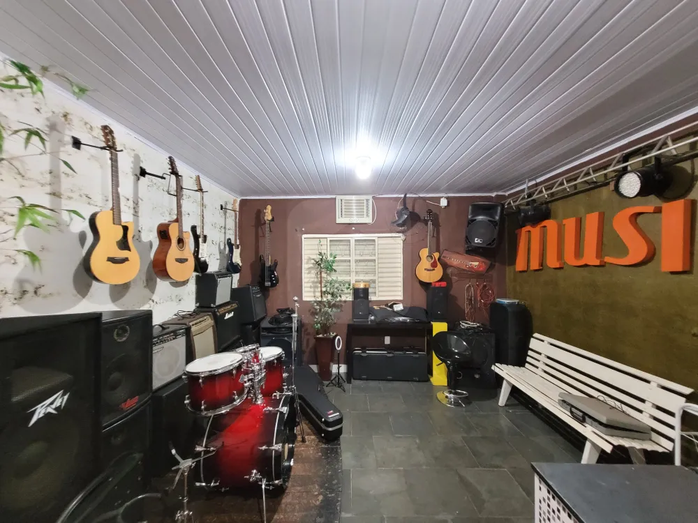 Alugar Comercial / Loja em Uberl&acirc;ndia R$ 7.500,00 - Foto 14