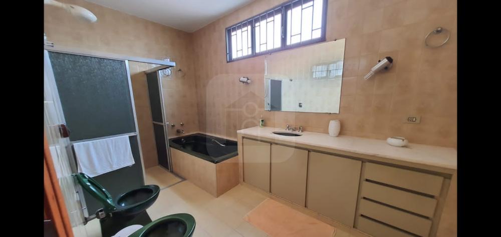 Alugar Casa / Sobrado em Uberl&acirc;ndia R$ 7.000,00 - Foto 5