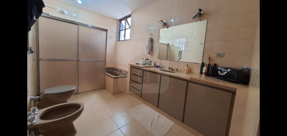 Alugar Casa / Sobrado em Uberl&acirc;ndia R$ 7.000,00 - Foto 8