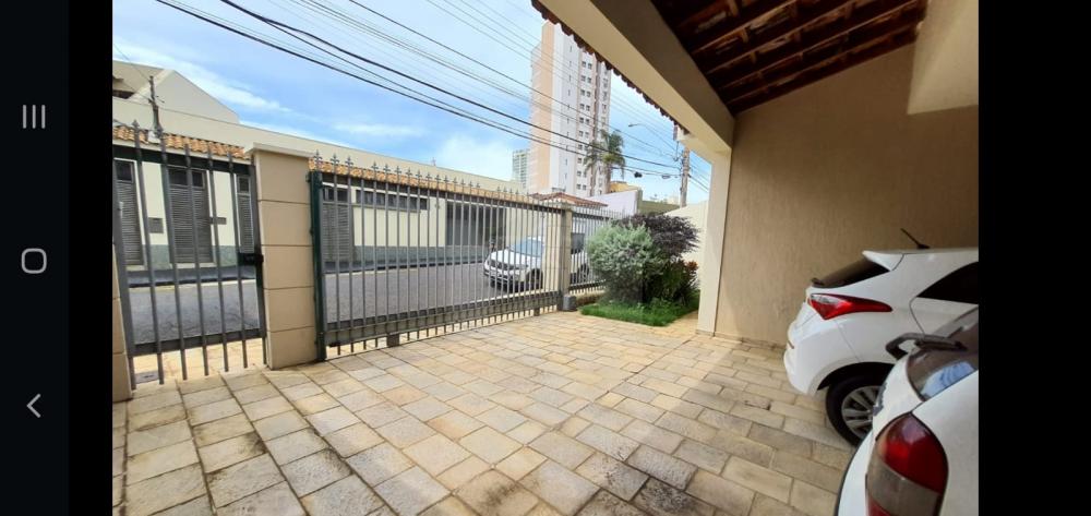 Alugar Casa / Sobrado em Uberl&acirc;ndia R$ 7.000,00 - Foto 2