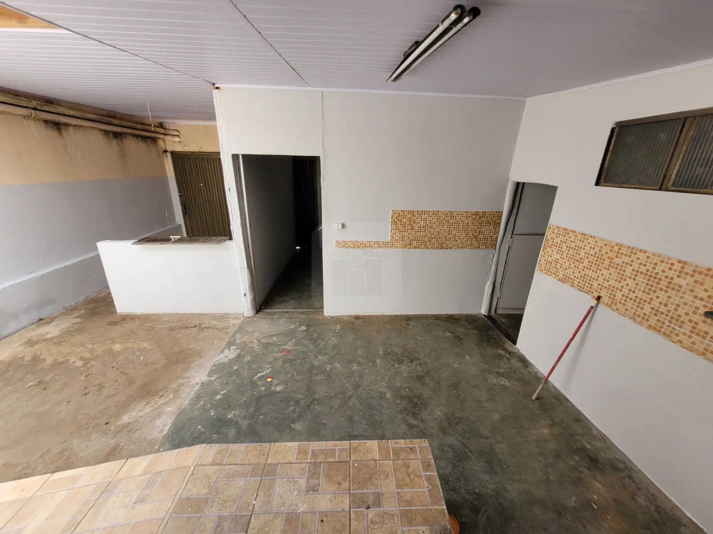 Alugar Comercial / Loja em Uberl&acirc;ndia R$ 3.300,00 - Foto 16