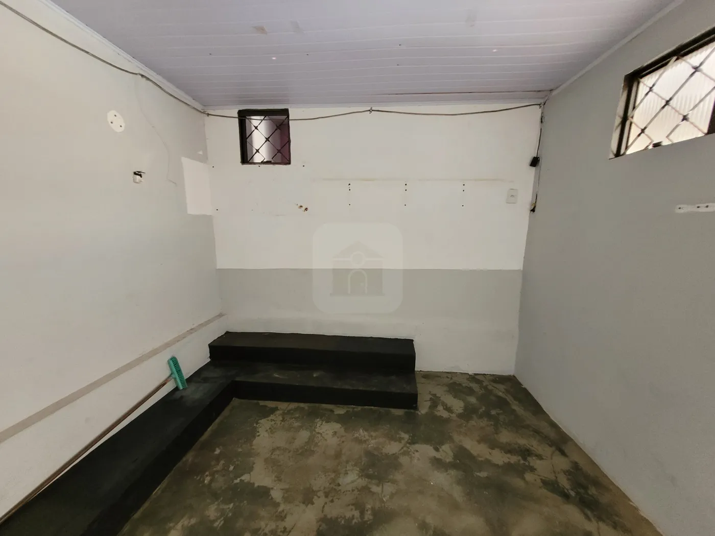 Alugar Comercial / Loja em Uberl&acirc;ndia R$ 3.300,00 - Foto 17