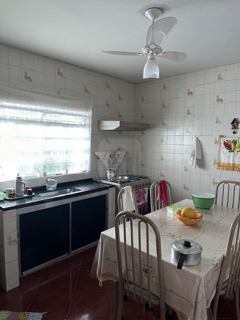 Comprar Casa / Padr&atilde;o em Araguari R$ 430.000,00 - Foto 6