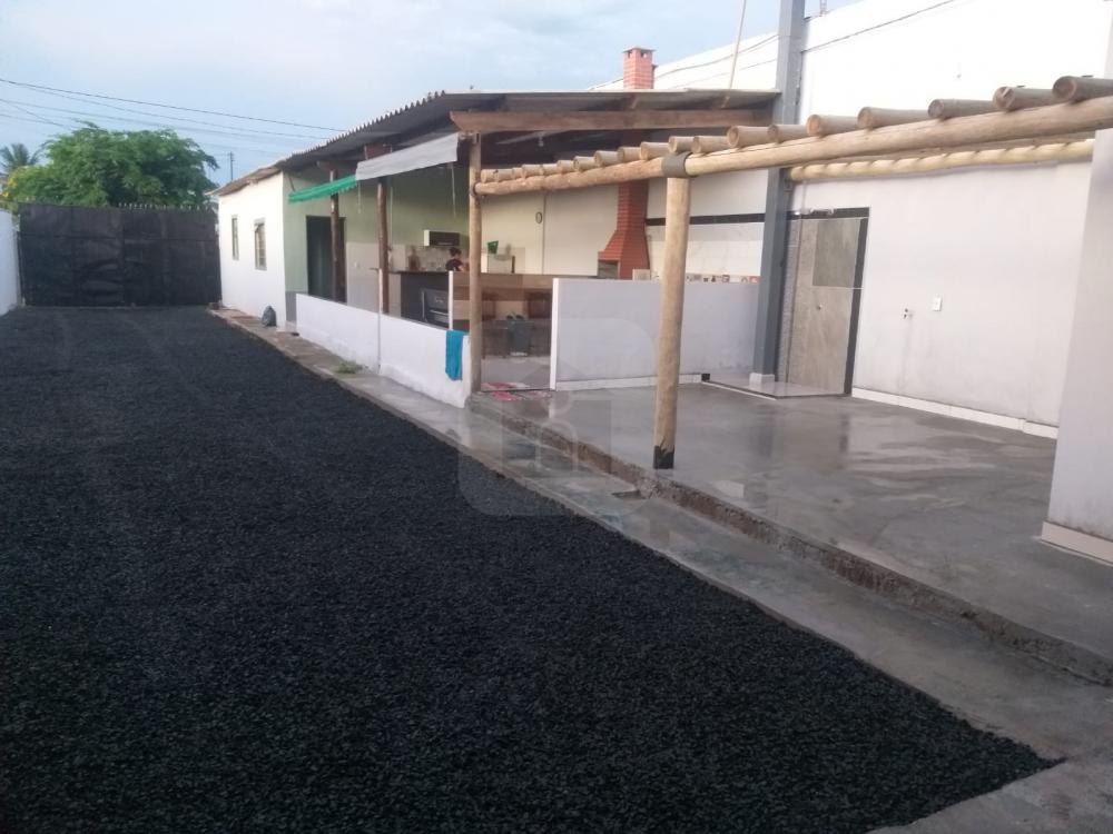 Comprar Comercial / Galp&atilde;o em Araguari R$ 250.000,00 - Foto 2