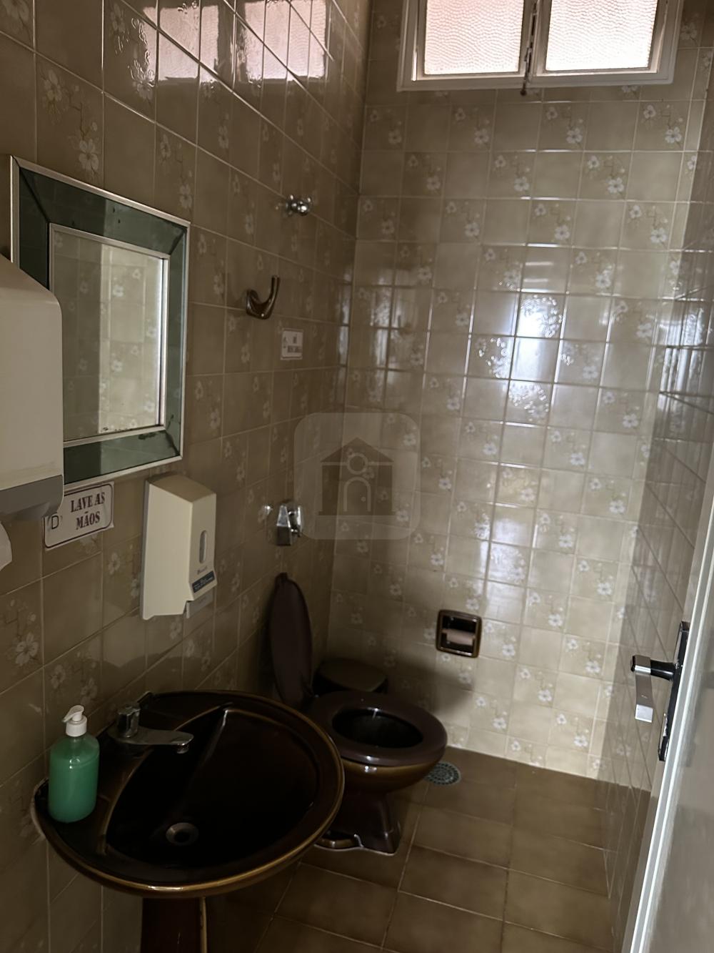 Comprar Comercial / Casa Comercial em Araguari R$ 1.500.000,00 - Foto 15